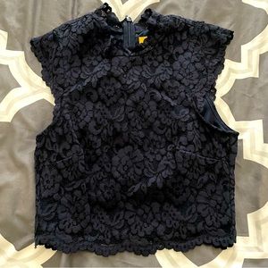 H&M lace crop top